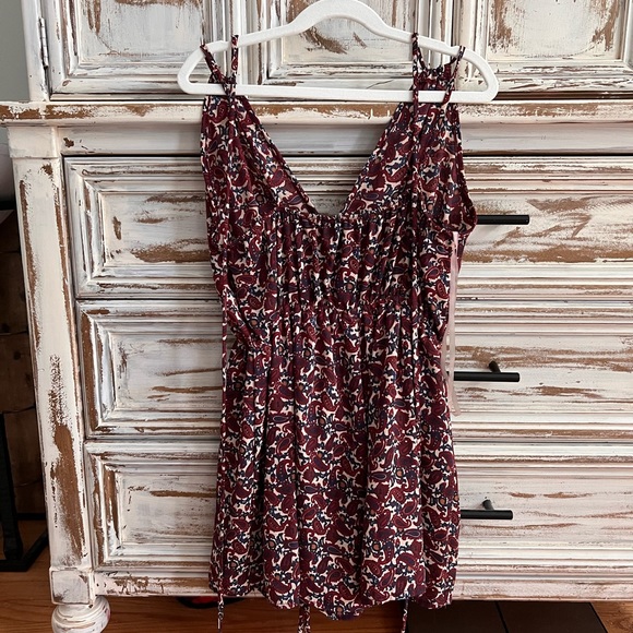 Boutique summer romper with adjustable straps - Picture 4 of 4